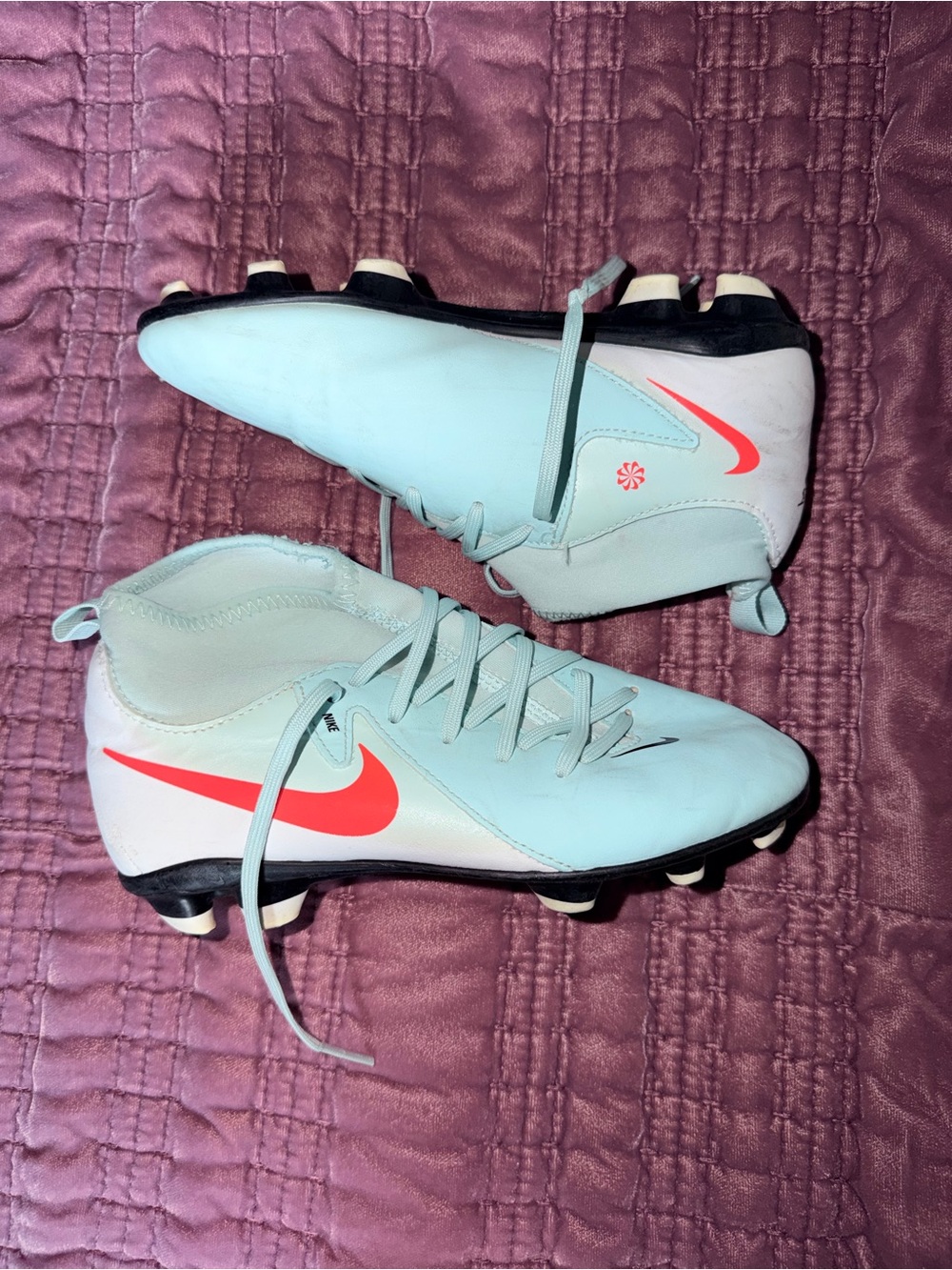 Nike Kids Turquoise Phantom Luna soccer cleats Cleats with Coral Swoosh